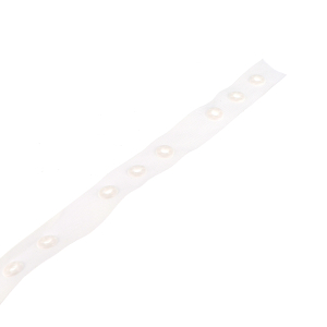 Boutons pression en plastique sur ruban